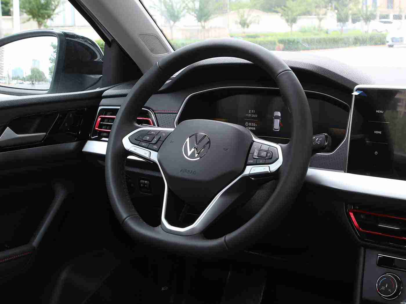 蜜桃污：独特魅力，蜜桃之外，尽享驾驶新风尚-2