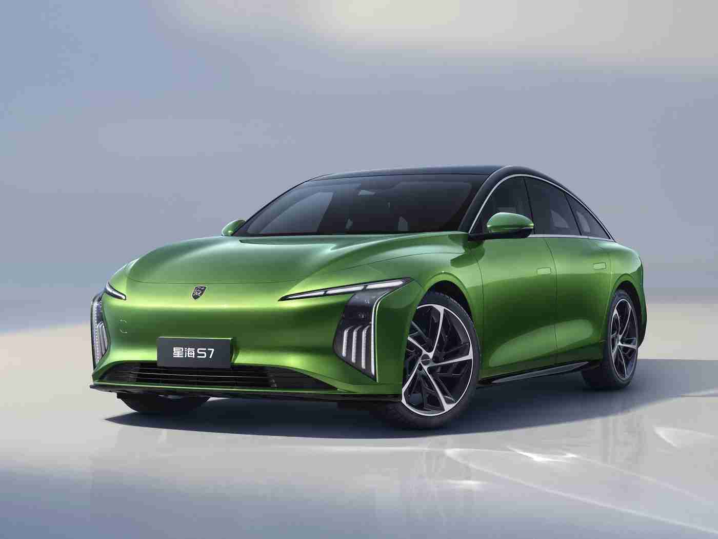 黑人aV：颠覆传统，引领未来：全新概念车惊艳亮相，科技与环保完美融合-1