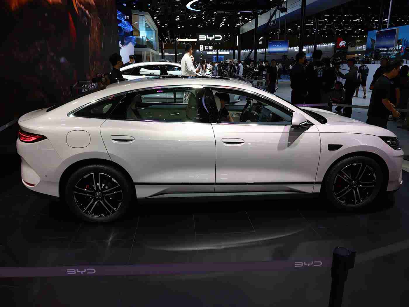 黄游下载3.0.3每天无限次免费大全华为免费2023：华为黄游下载3.0.3惊艳亮相，每日无限免费资源助力车主便捷生活-2