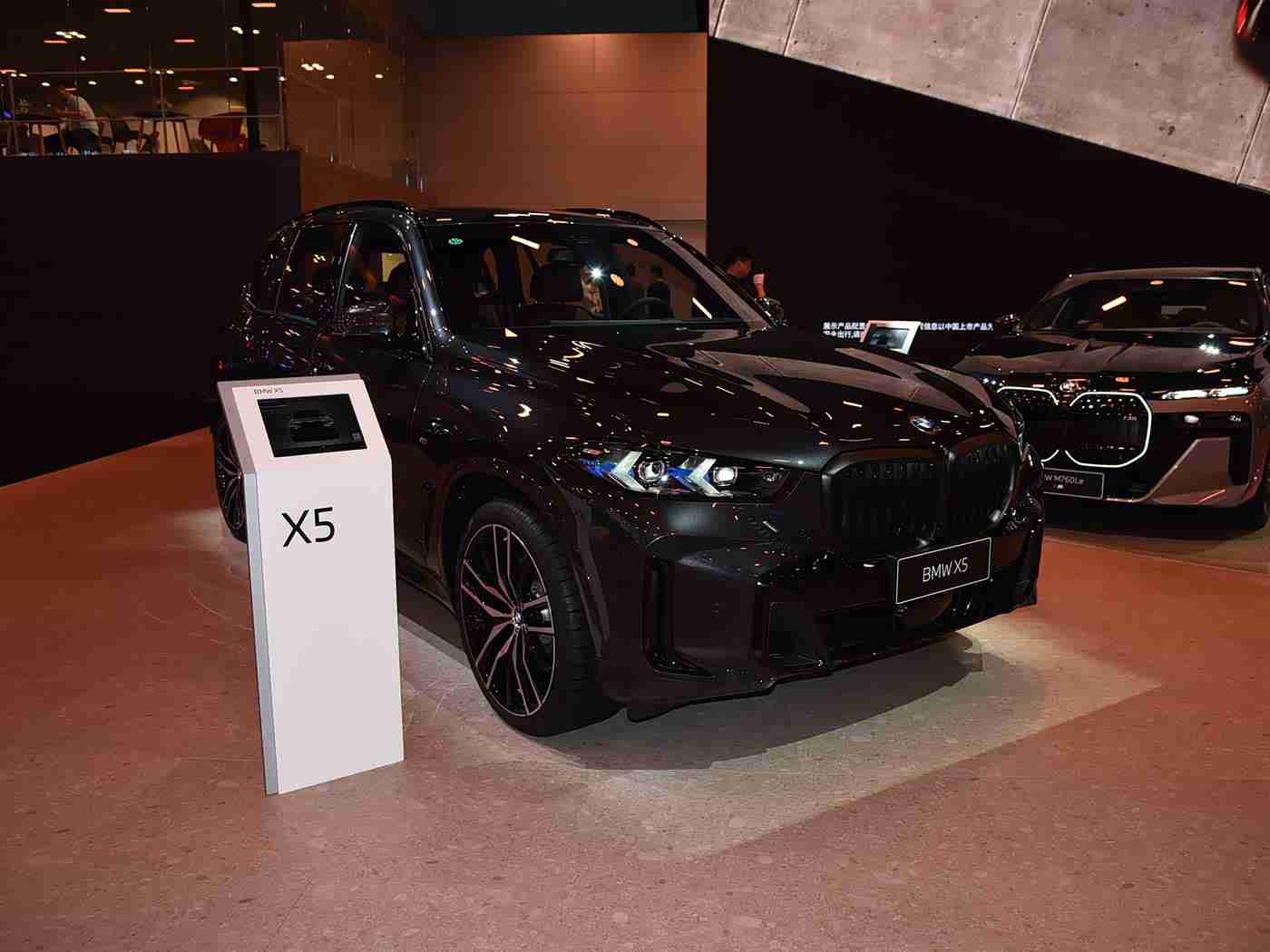 黄色app在线观看：汽车资讯盛宴，一触即达，深度挖掘汽车文化，开启新篇章-2