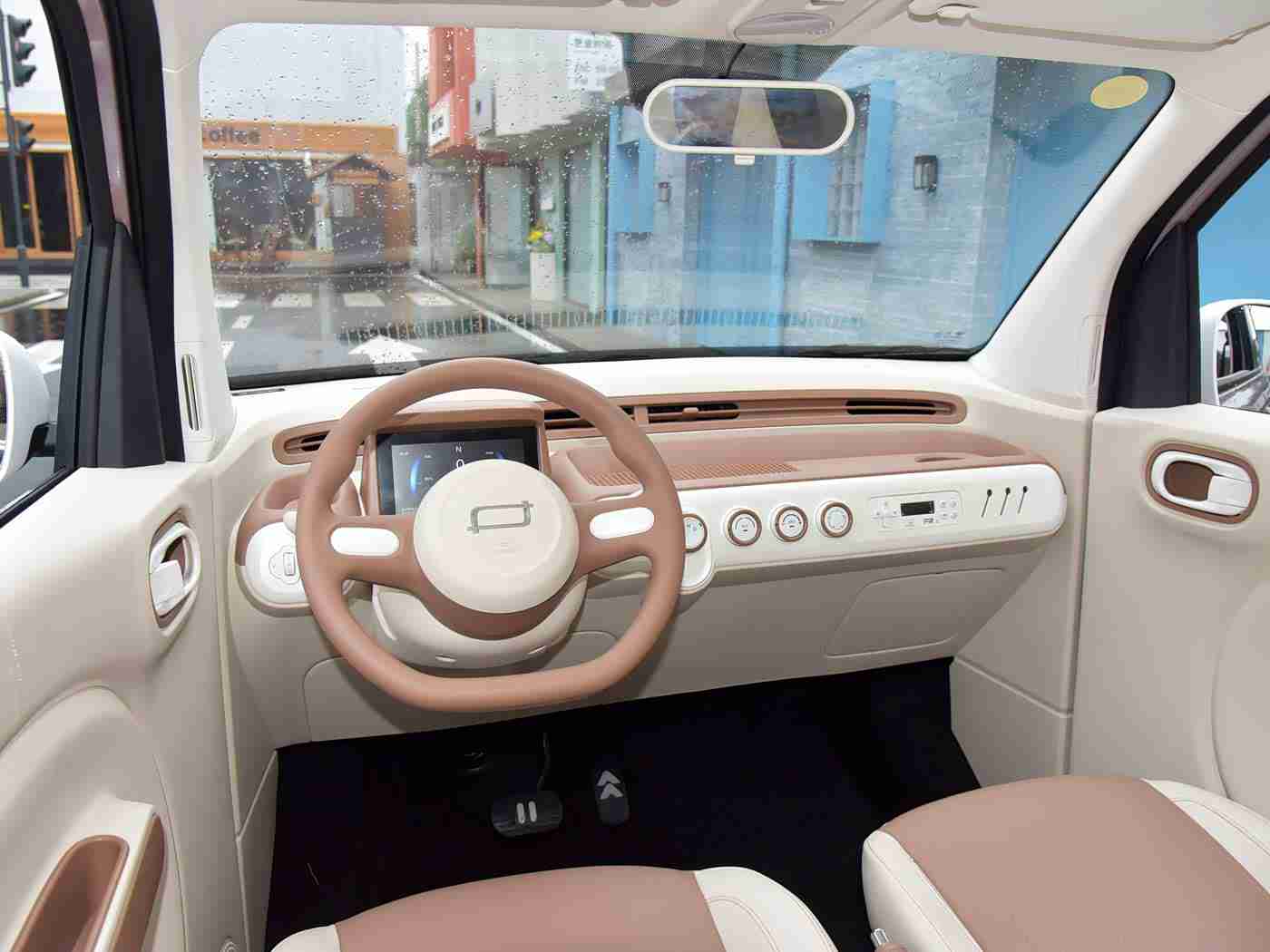 男女干逼软件：汽车新宠：“一键求救”APP助力出行安全，便捷服务引领行业创新潮流-4