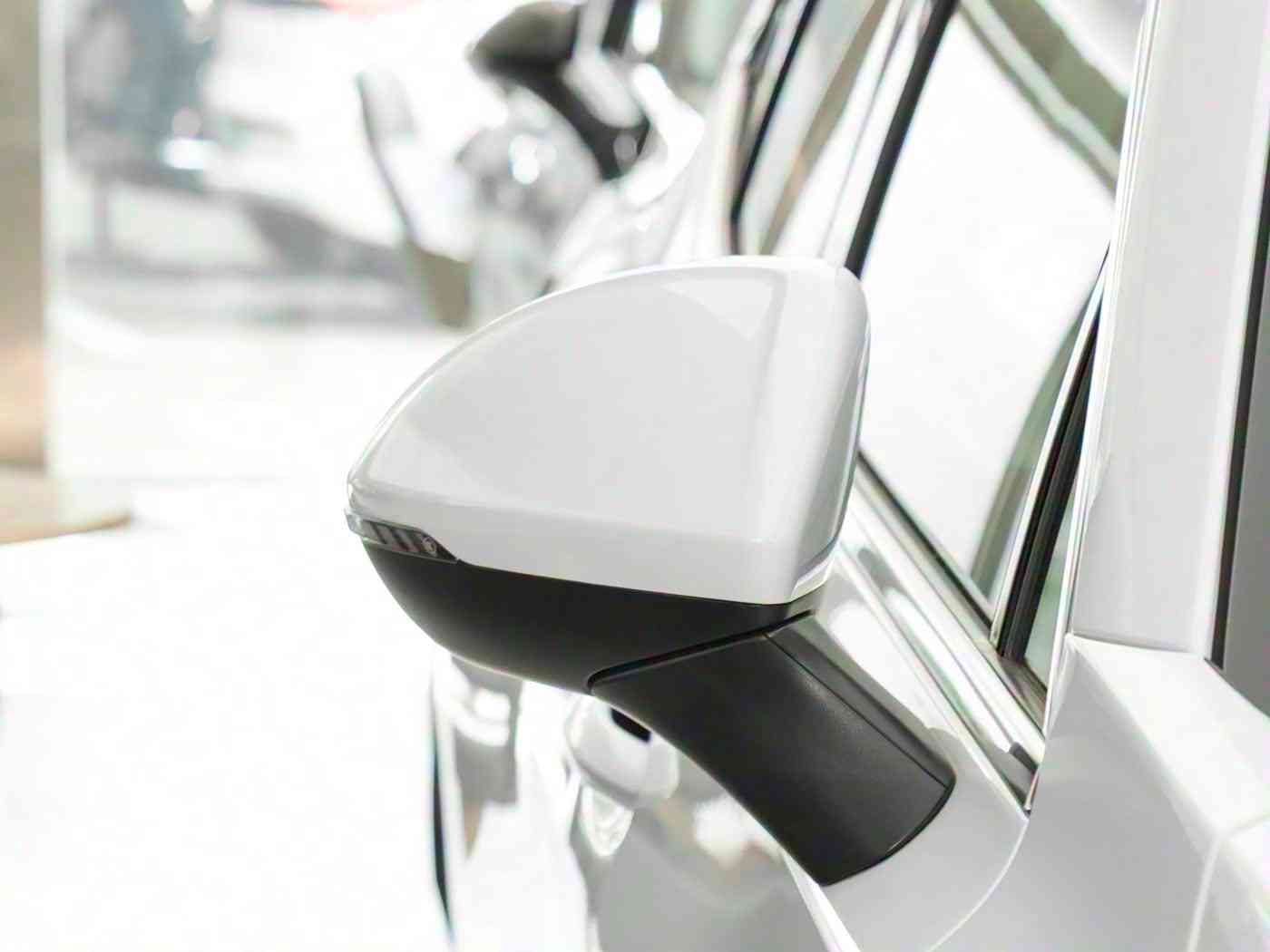 欧亚一区二区:新能源汽车引领,自主品牌崛起:欧亚汽车市场风云再起-1