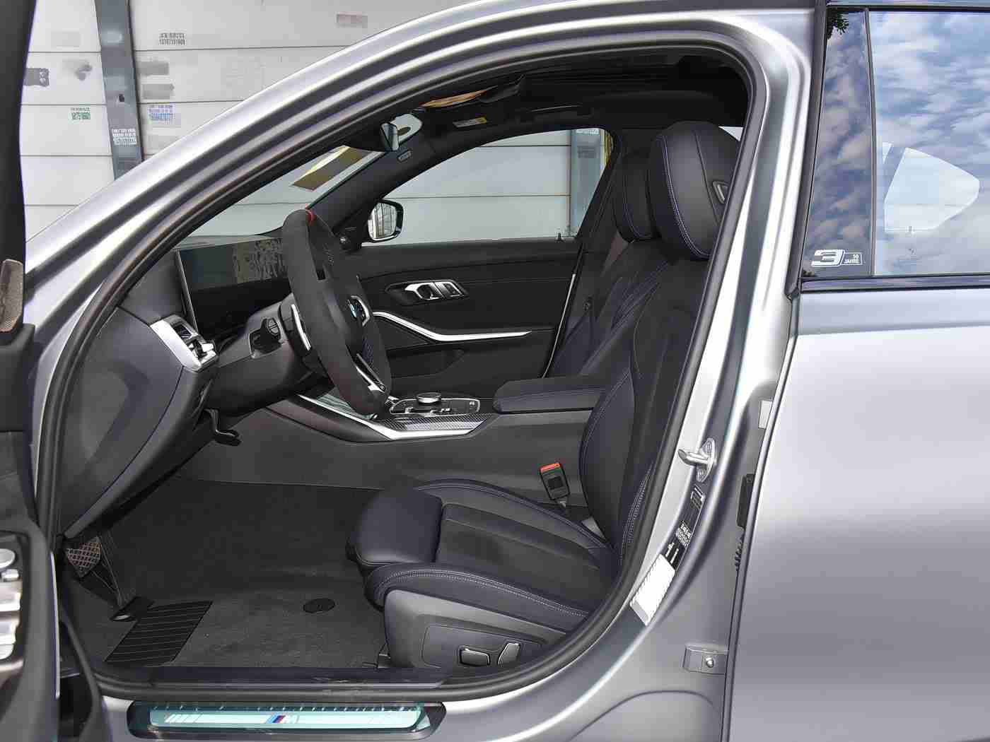 OPPO黄色软件下载：每日精选汽车资讯，OPPO新应用助您轻松掌握行业动态，打造智能驾驶新体验-2