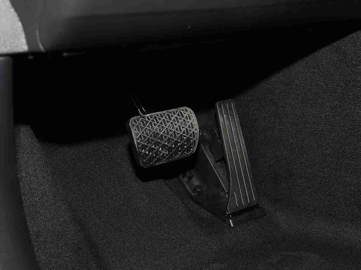 抖音9·1破解版免费版:创新亮相!抖音独家免费试驾,某知名品牌全新车型引关注-1