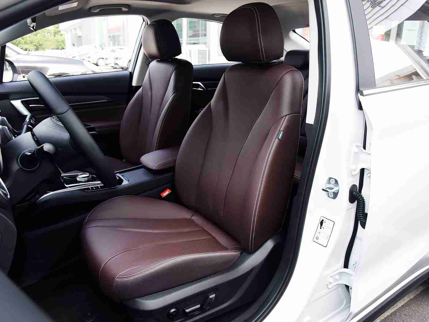 男的操女的软件：智能互动新体验，汽车行业创新力作引关注-4