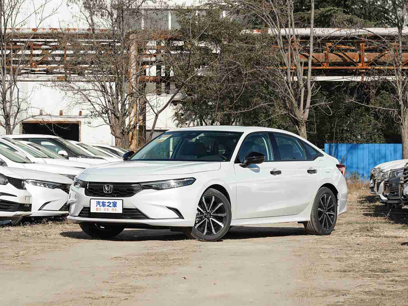 陈冠希用嘴让阿娇高潮：星夜熠熠，速度激情：陈冠希概念车引领未来驾驶新风尚-2