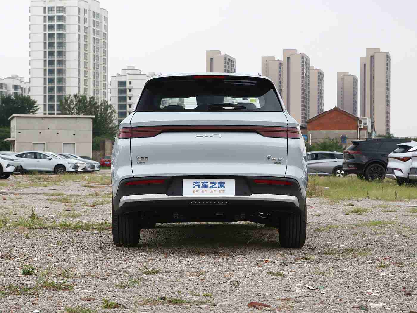 国产亚洲AV：国产新秀惊艳亮相，亚洲市场迎来高性能紧凑型SUV新选择-2