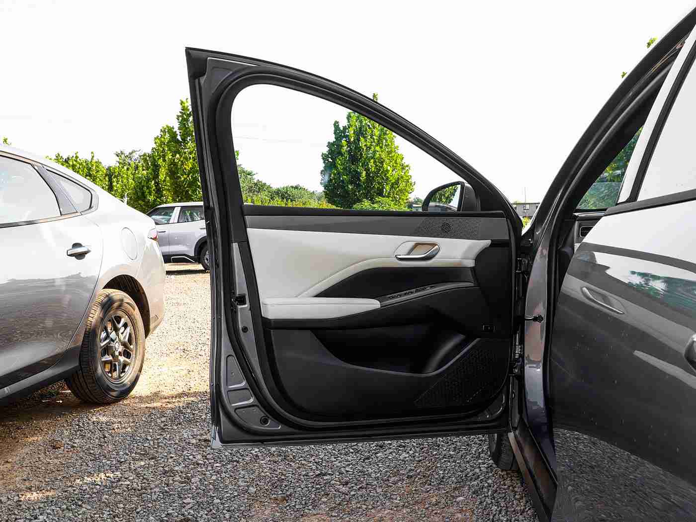 国产成人AV片：匠心驱动，品质领航，汽车视听新境界-4