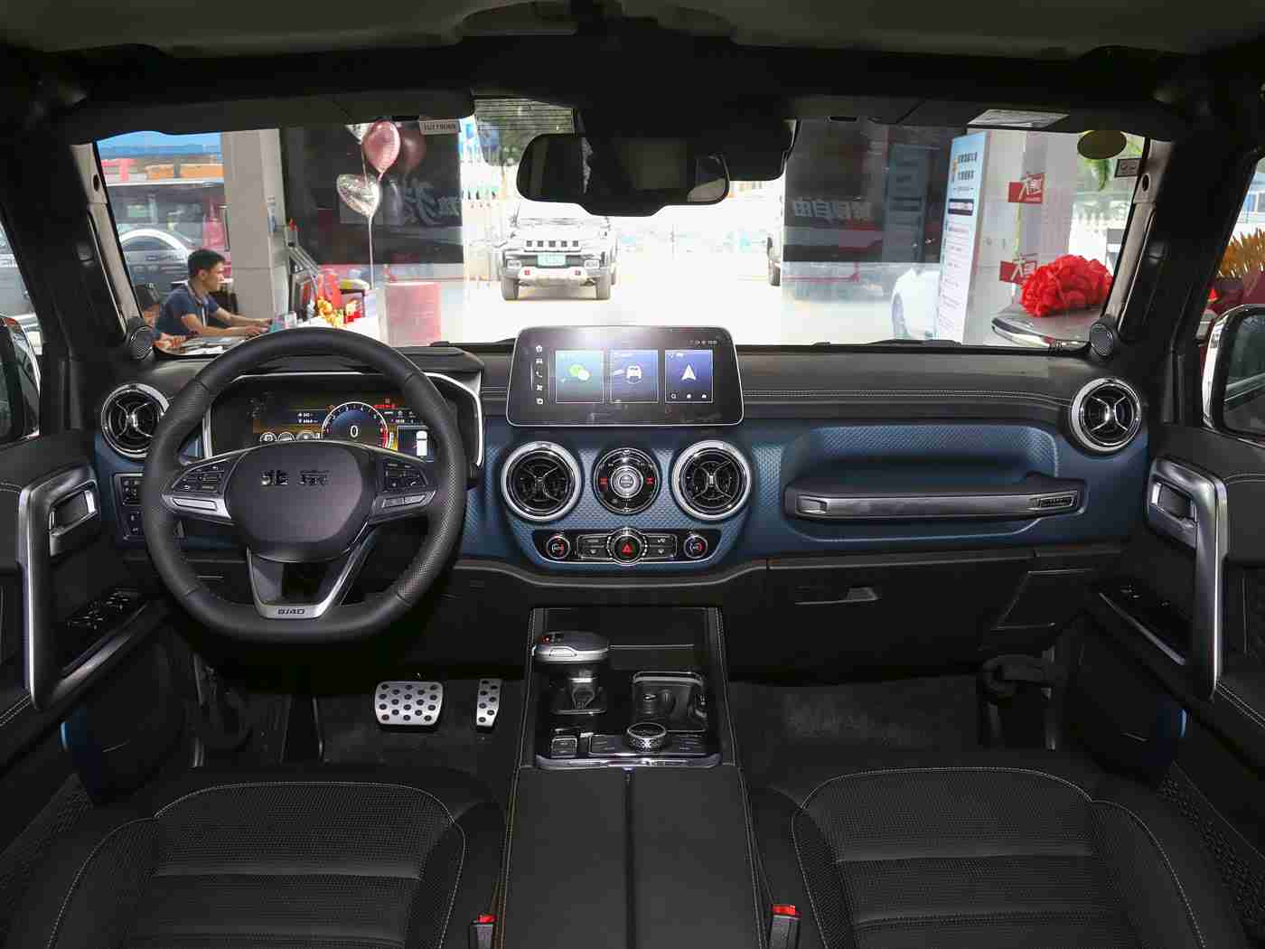 人人射人人：科技智控新纪元，网联环保出行新篇章-4