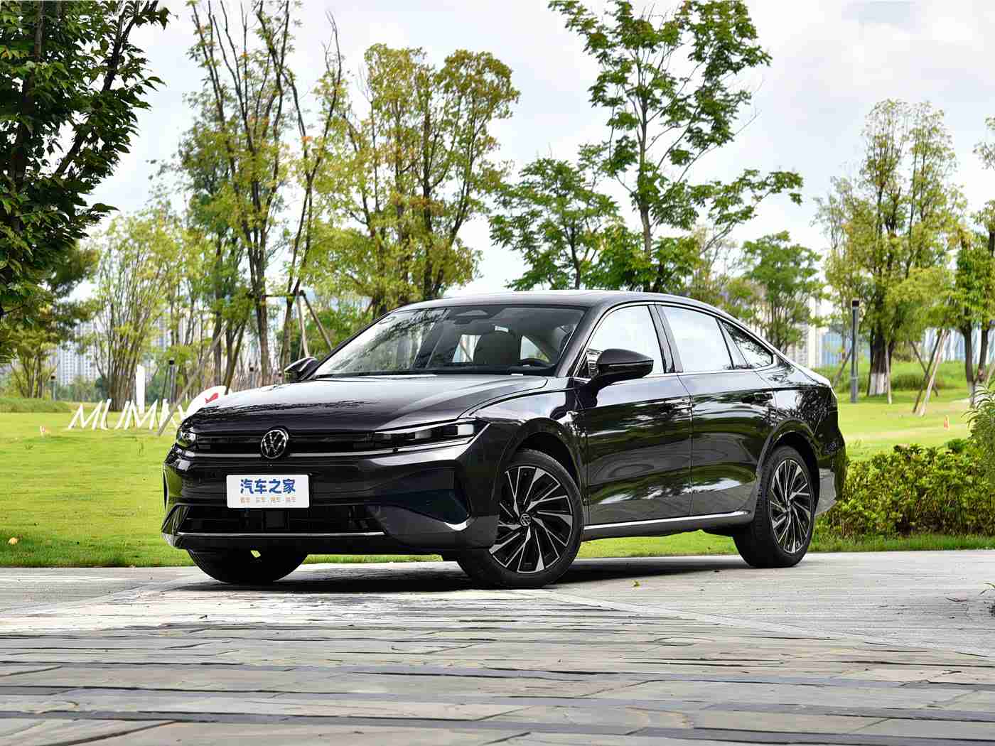 软件网站下载3.0.3免费破解版安装：汽车软件升级引关注，免费破解版带来智能驾驶新体验-4