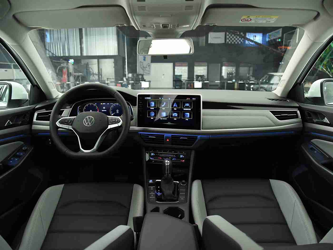 爱情岛  vip永久入口：科技浪漫碰撞，新锐智能汽车引领潮流体验-1