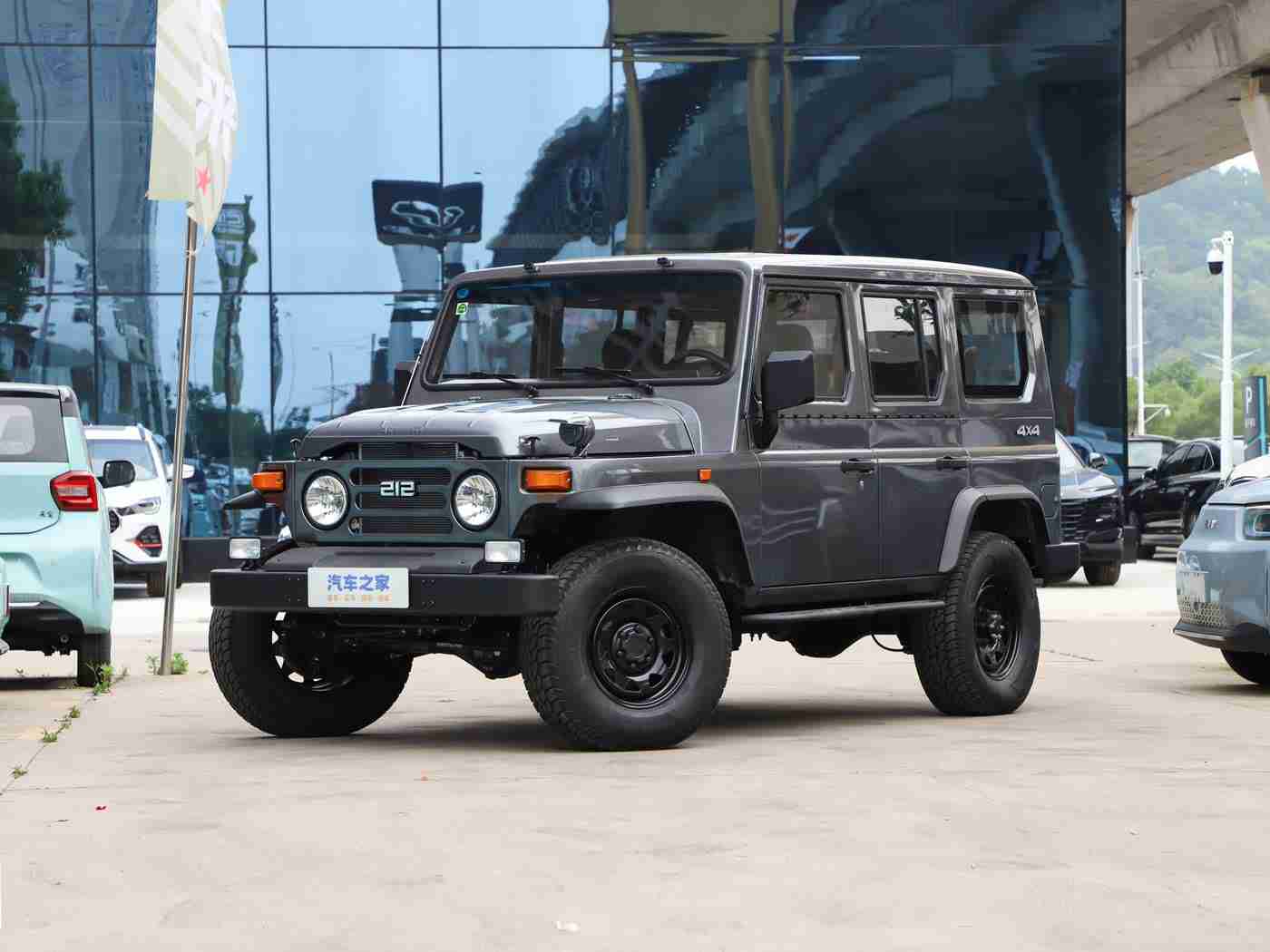 网站晚上你懂的：夜幕霓虹下，轻启驾驭传奇，颠覆想象未来驾趣-2