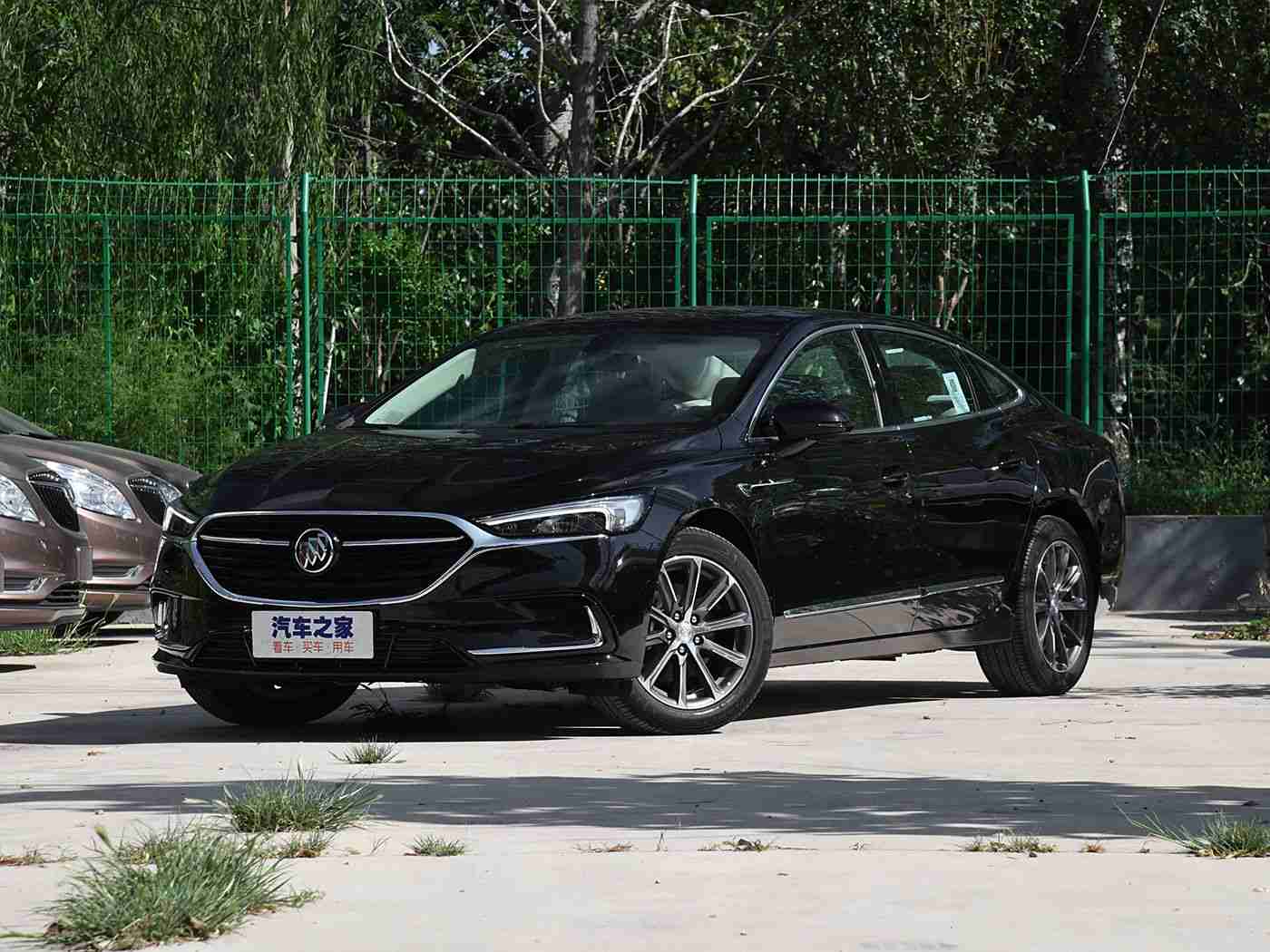 老师的兔子又大又圆：圆润设计魅力无限，老师兔子汽车引领环保节能新潮流-1