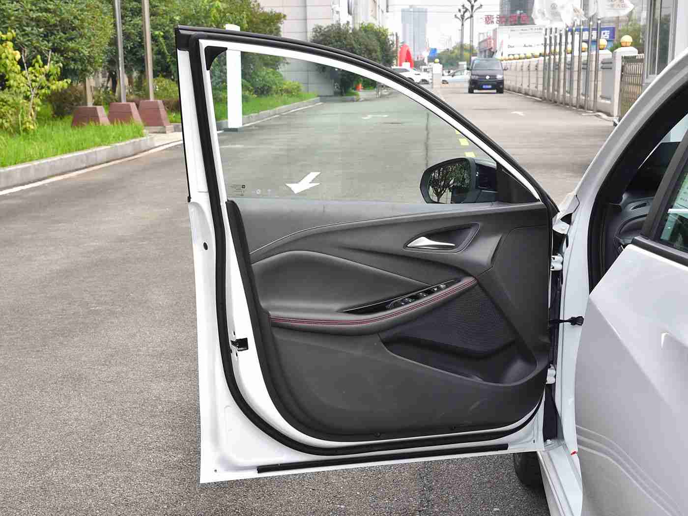 男女做事网站：“性别解码，智选未来——精准购车，一网打尽”-3