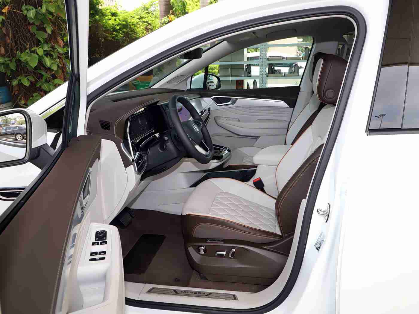 稀缺精选泄密黑料吃瓜:豪华车型研发泄密大揭秘:动力革新、豪华内饰,明年上市引期待-3