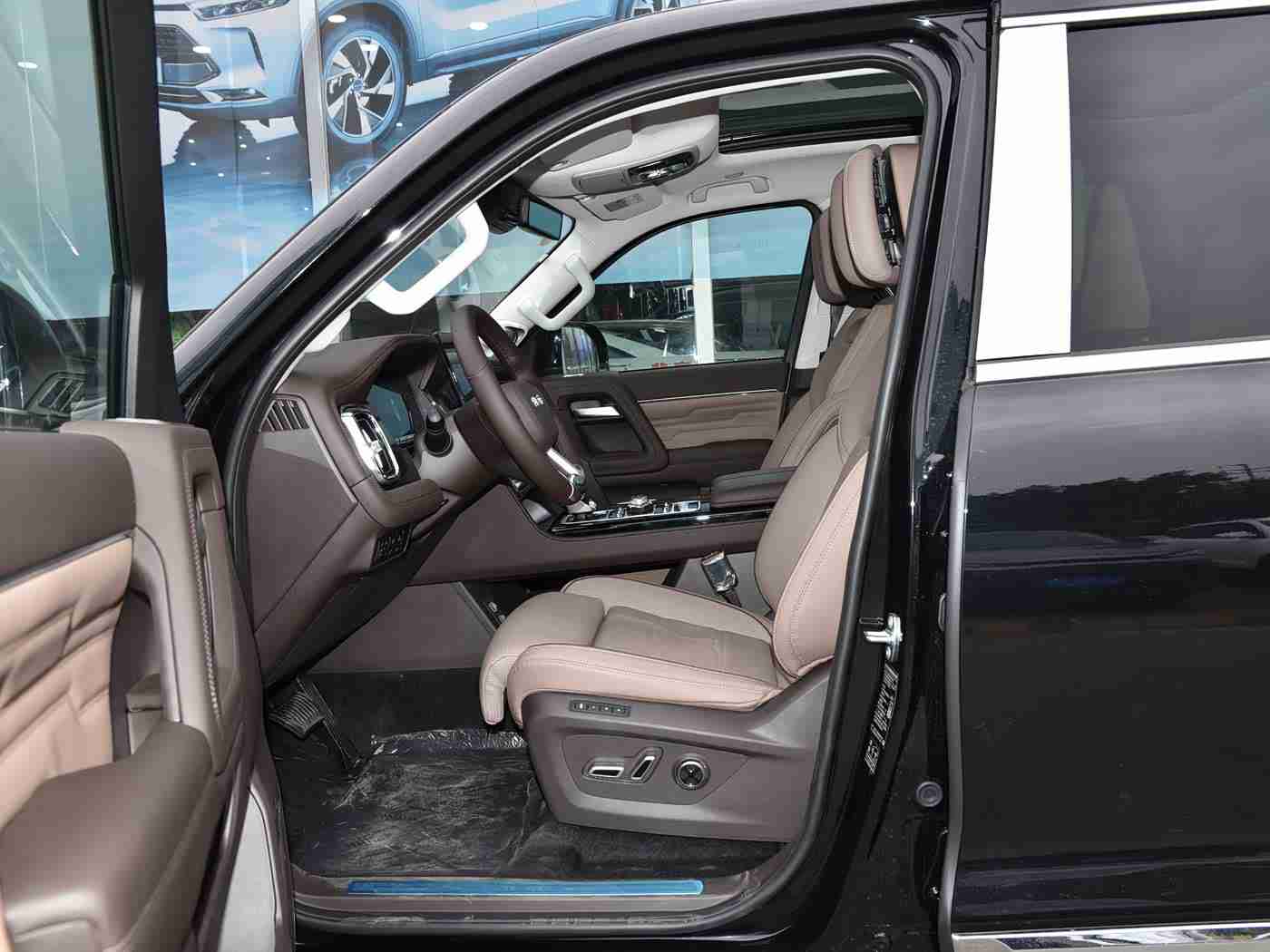 美女搞基软件：汽车应用创新潮：智能语音导航，娱乐安全两不误，为车主打造全新驾驶体验-2