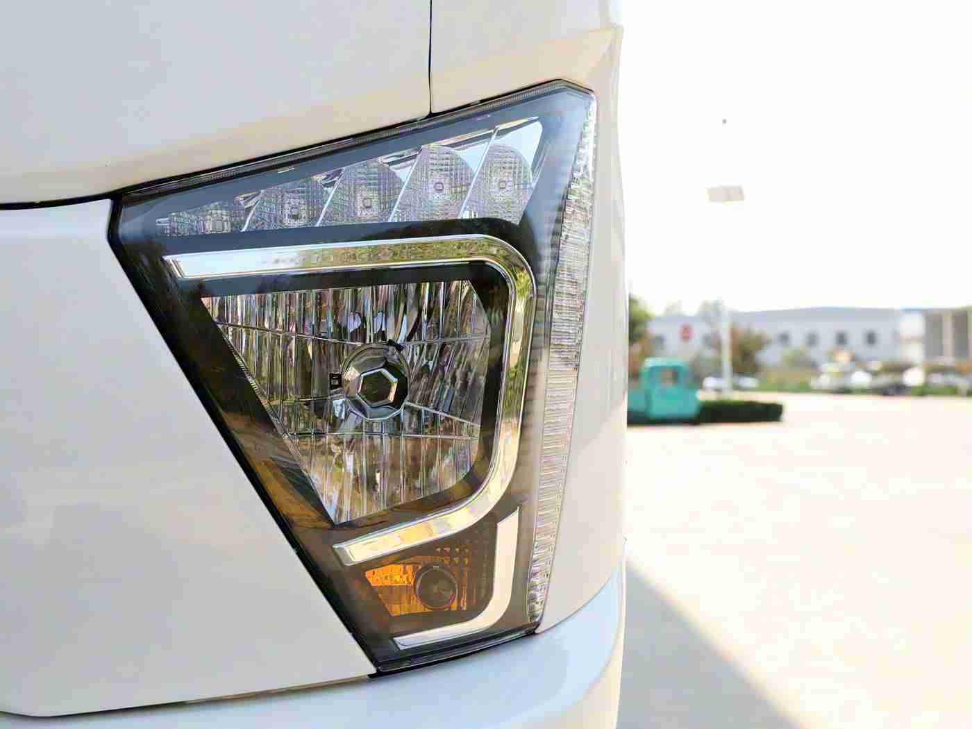 三上悠亚《最高の爱人诏》:极致简约,人文关怀:探秘“最高の爱人诏”概念车型,未来出行新期待,引领汽车文化新风尚-3