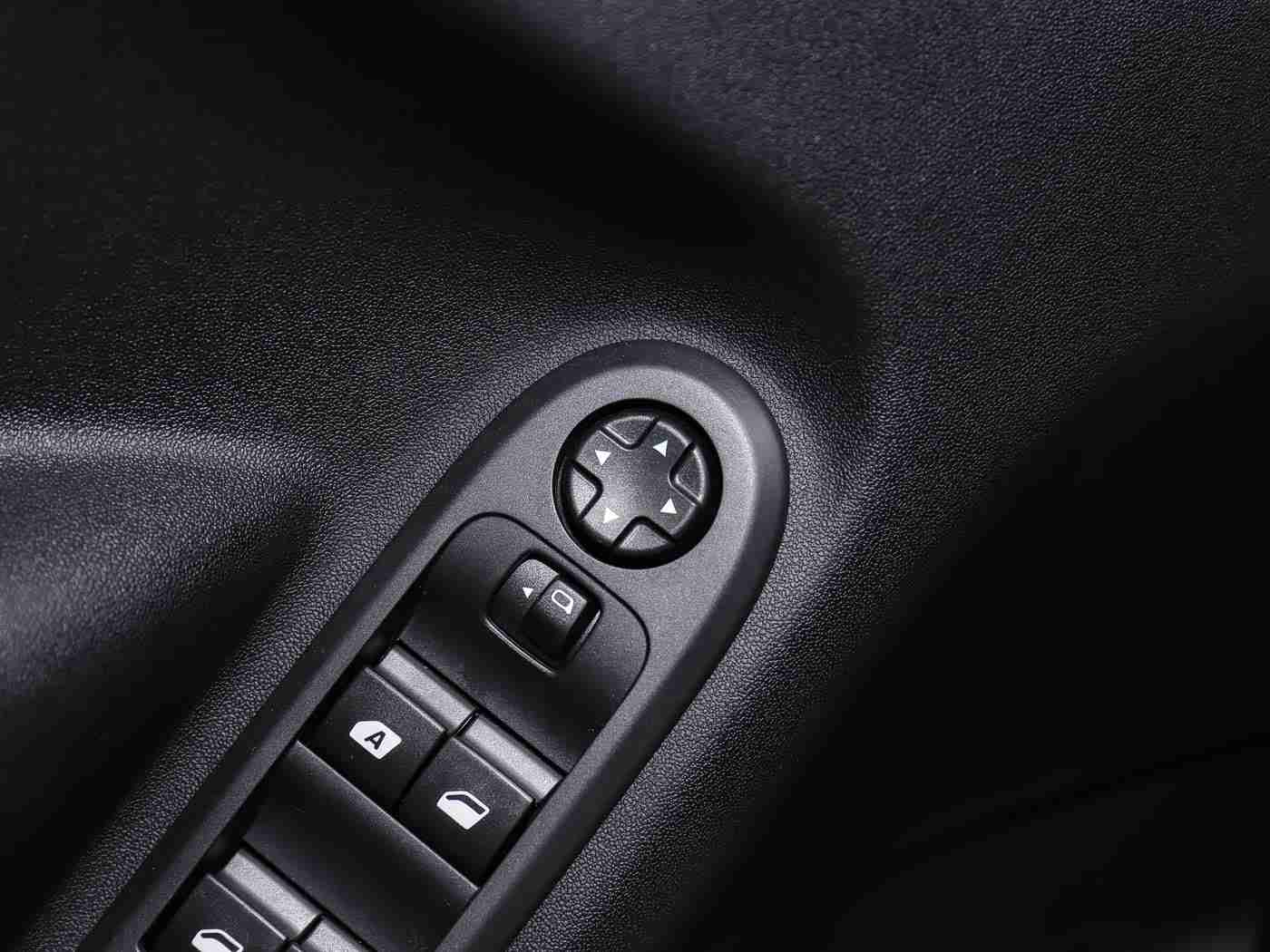 东北乱伦：时尚驾驭者，潮流动力新篇章-3