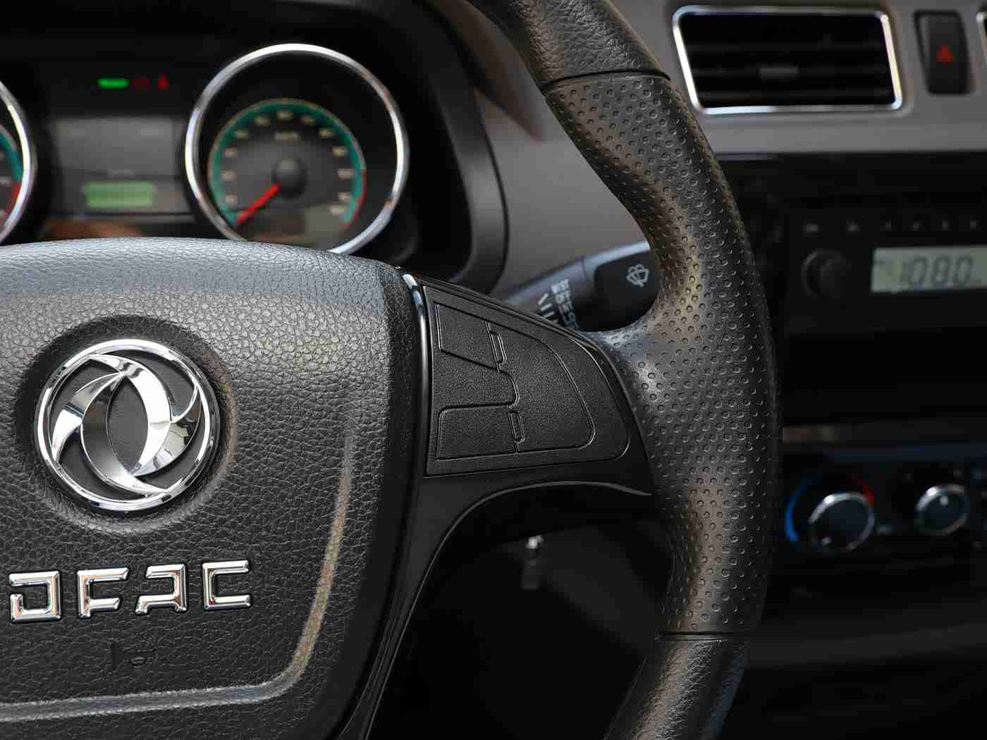 打扑克牌又疼又叫软件免费：科技助力驾驶乐趣，智能导航与趣味扑克软件惠及车主，安全驾驶无忧-3