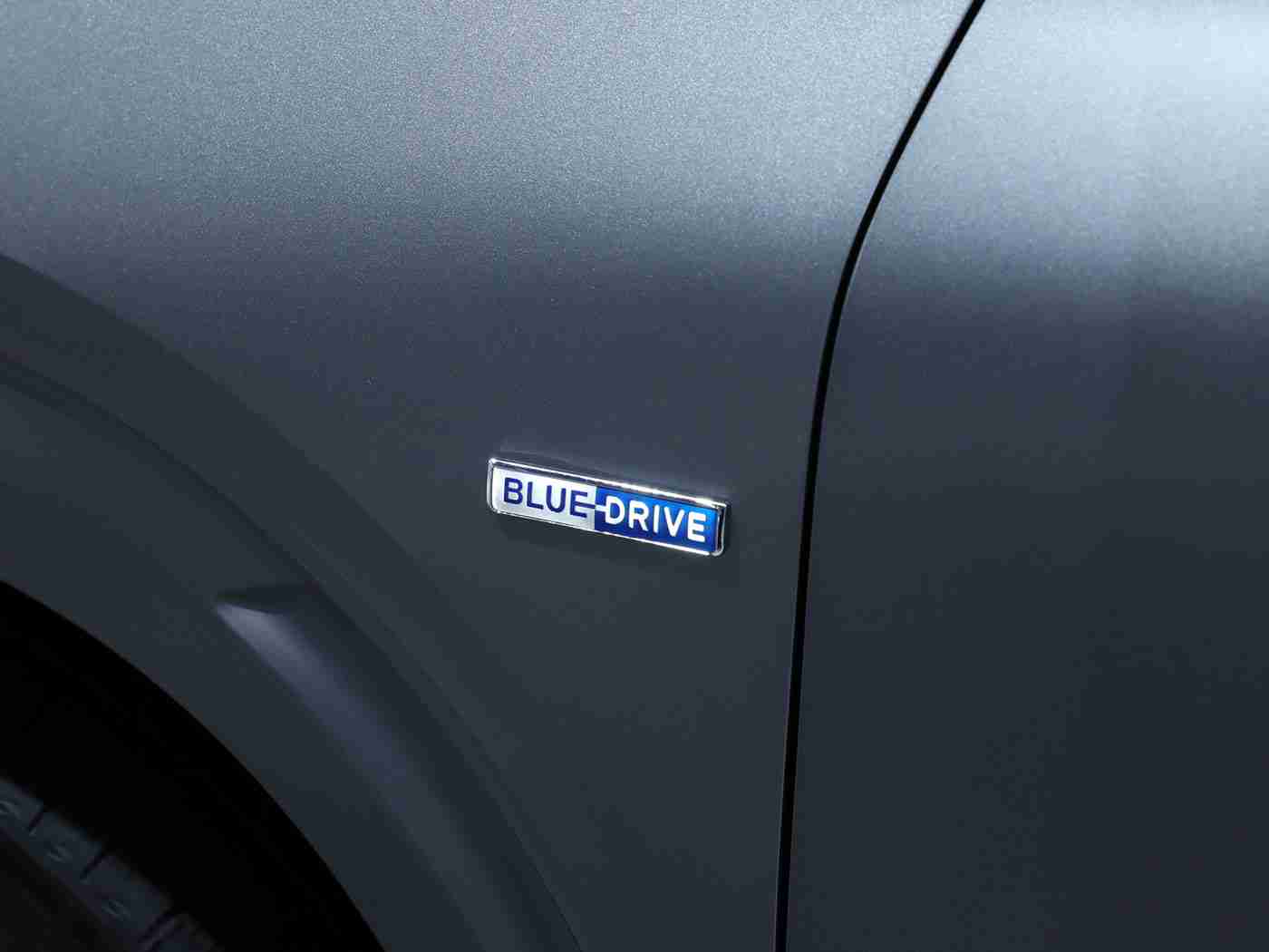 中国少妇xxx：新能源汽车黑马崛起：独特设计科技加持，亲民价格引领潮流-3