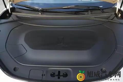 华为四激光雷达+增程、纯电双选，2026款阿维塔12试驾体验-3