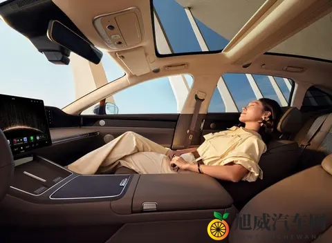 新款享界S9预售72小时 订单破8000台-2