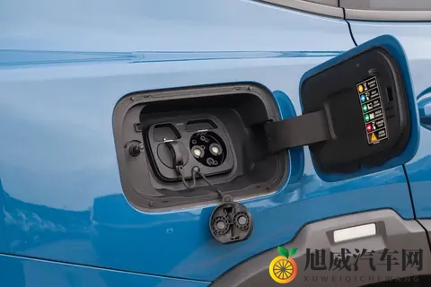 15万级硬派SUV,三电机真四驱+840牛·米动力,够野又够用!-3