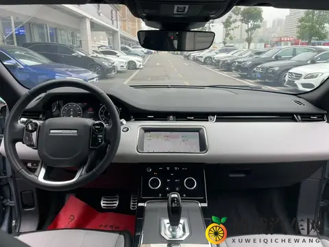 1398万,圆你豪华SUV梦——准新路虎揽胜极光-2