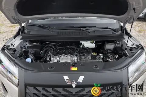 五菱星光 730 2025 款解析：7 万级真 7 座 MPV 的均衡之选-3