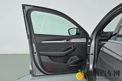 2026款吉利星瑞：20T+8AT，L2级辅助驾驶，13万级燃油轿车新标杆-2