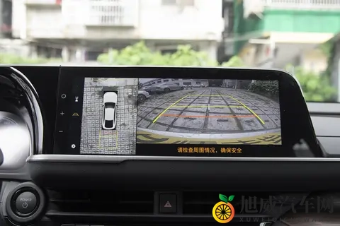 进口皇冠 Sedan 选车指南：至享版与至尊版的配置差异与选买建议-1