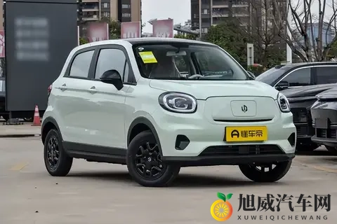 开了三年零跑T03后，我终于明白这车为何能卖爆！-3