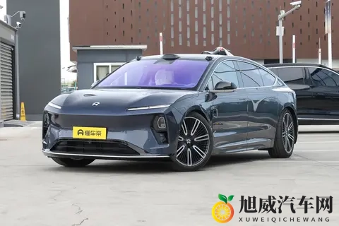 蔚来ET9怎么选才不亏？看完配置表，才知道哪个版本更值得买-3