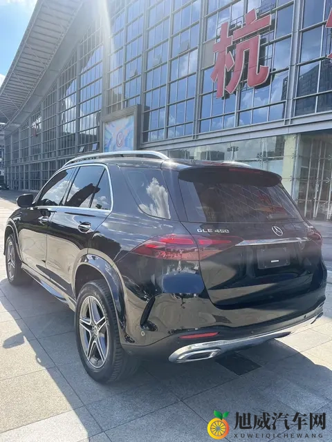 60万拿下准新奔驰GLE450,体验豪华SUV的舒适与性能-1