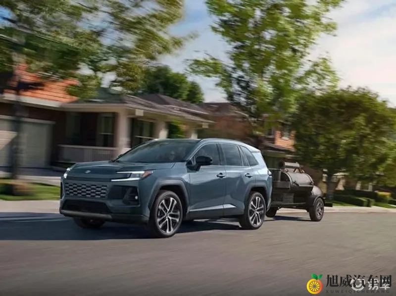 新RAV4荣放登场，硬派外观，三款动力选择，点燃驾驶激情-1