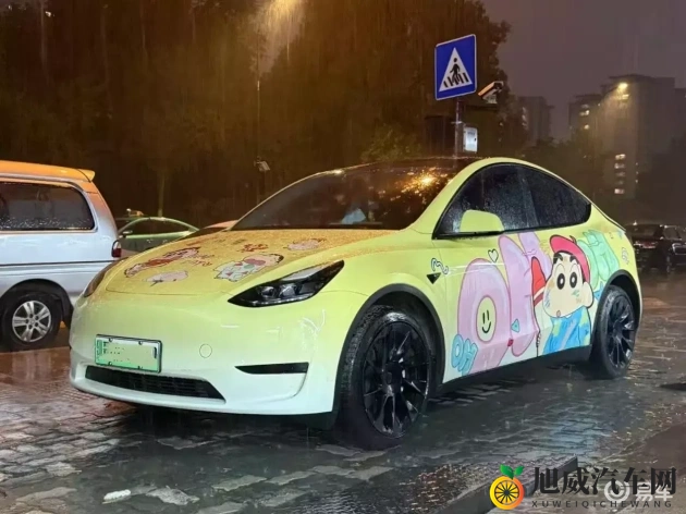 妮露开襟开叉裙鞋子选择：搭配建议：妮露风开叉裙，鞋款挑选技巧-1