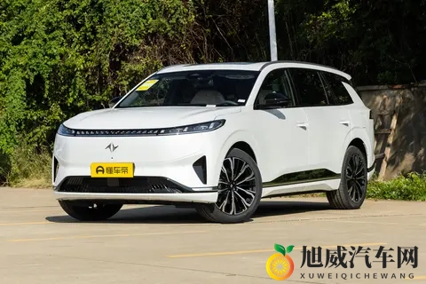 2026款东风奕派eπ008五座版：一款体现实用主义的家用车-3