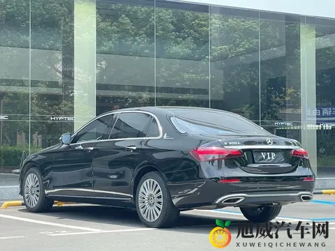 33万拿下准新奔驰E级,体验行政级轿车的舒适与豪华-3