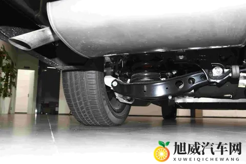 北汽锐胜M8上市,商用MPV变家用神器,空间革命悄悄开始了-3