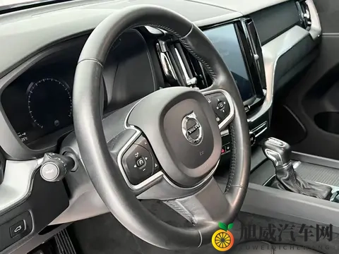 二手沃尔沃XC60:10万公里见证,红色战驹依旧风华正茂!-1
