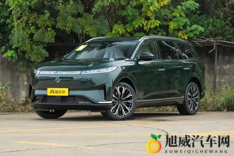 新车  纯电_增程可选，分体式头灯，零跑C16同级，星途ET7实车曝光-2