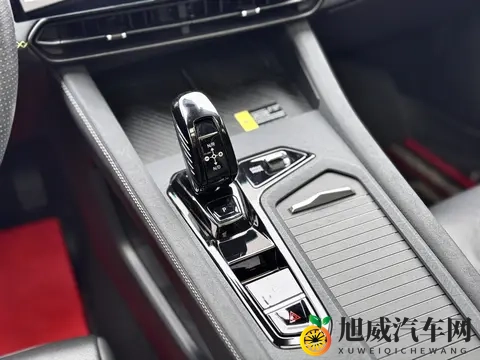 10万出头，体验性能小钢炮乐趣——准新领克03-3