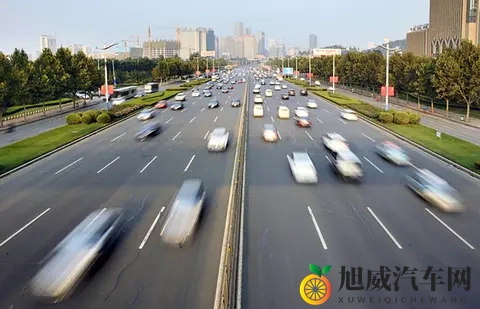 莲花汽车CEO冯擎峰重磅发声:讨论“车规级”是历史的倒退!-2