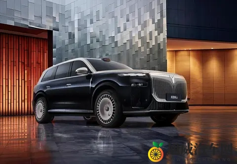 岚图第30万辆整车下线 旗舰SUV泰山正式投产-2