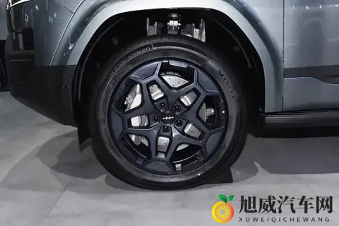 选车纠结症的福音-比亚迪方程豹钛7，空间大、续航无忧-2