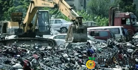 一边光盘打卡,一边13年报废:我们的节俭,为何只盯餐桌?-3