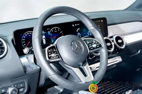 17万多拿下准新奔驰GLB,家用代步高品质之选!-3