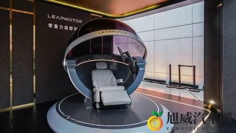 别急着买问界M7！零跑D19盲订开启，增程版也有500km纯电续航-1