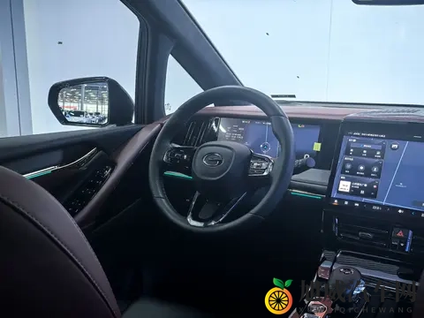 国产成人黄色：国产影视作品，揭秘成人题材魅力-3