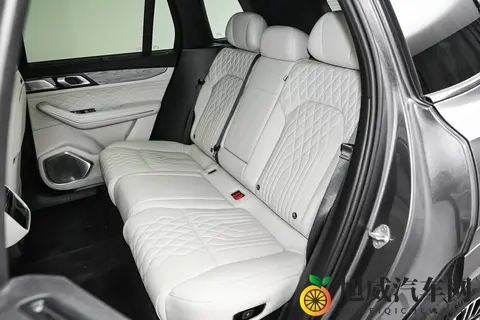 2026 款领克 09 MHEV 四驱探索版体验：家庭中大型 SUV 的均衡之选-1